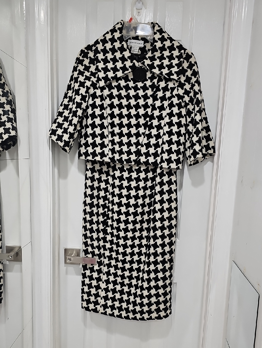 Newport News Black and White Houndstooth Straight Fully Lined Dress Set
